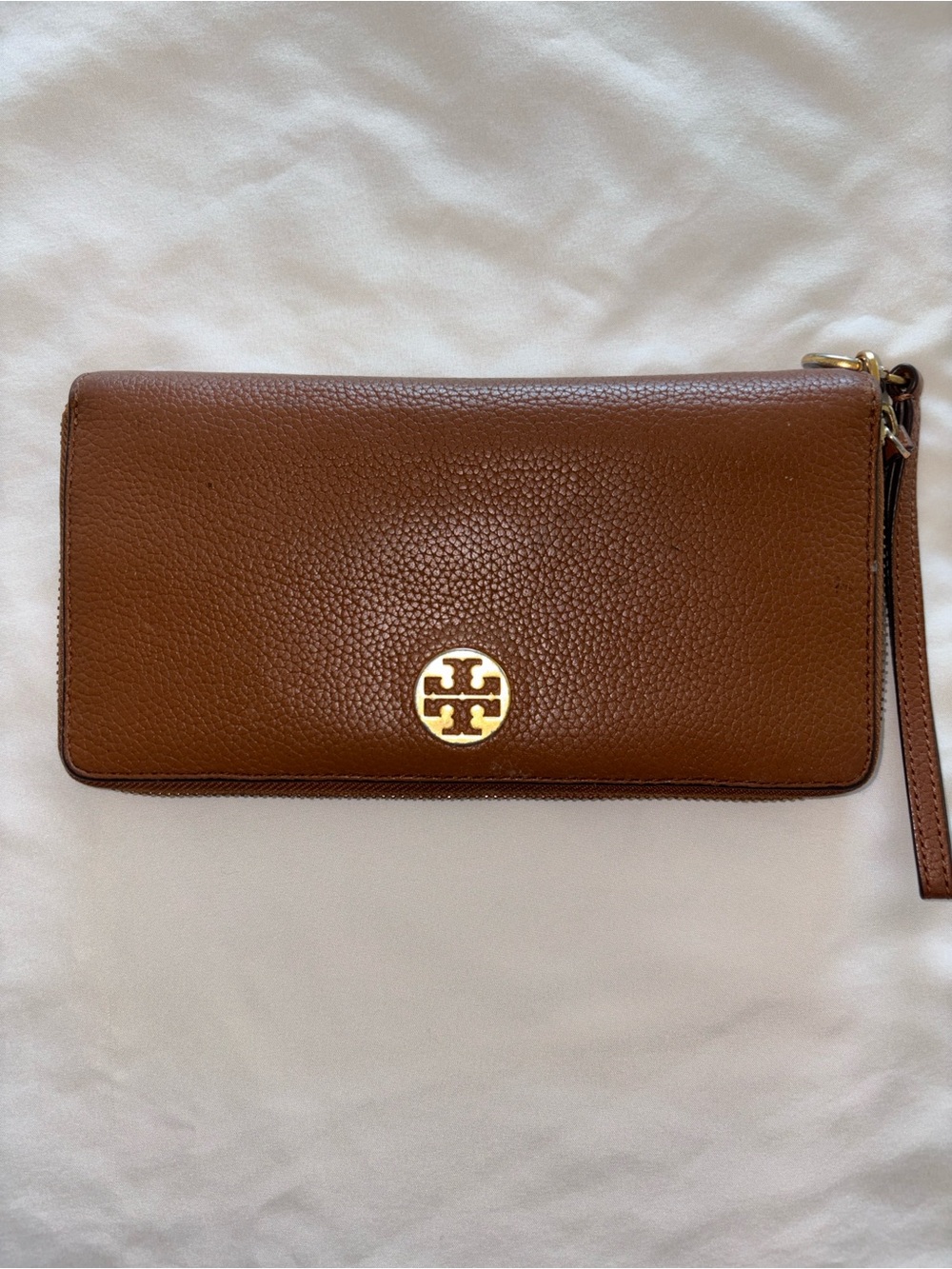 Tory Burch Emerson Passport Continental Wallet - Brown Leather